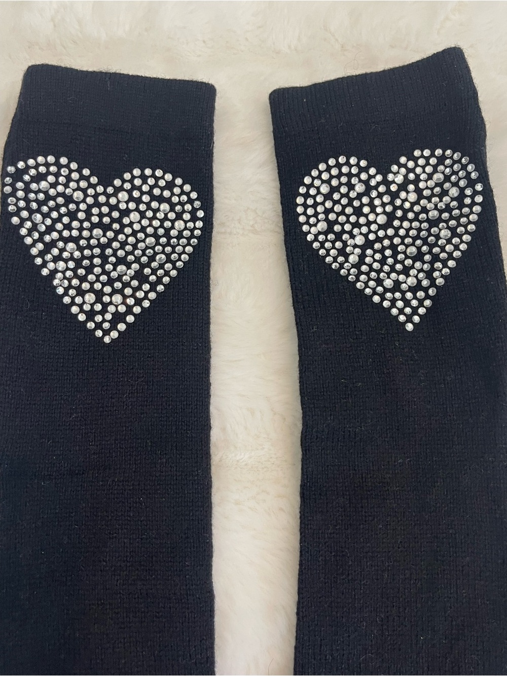 Black Fingerless Gloves with Rhinestone Heart Accent - Women Accessories - Picture 3 of 6